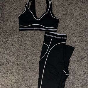 ALO Yoga Black and Gray Leggings